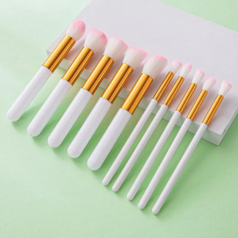 Kit de Pincéis Kabuki Profissional: 10 Peças Essenciais para Maquiagem
