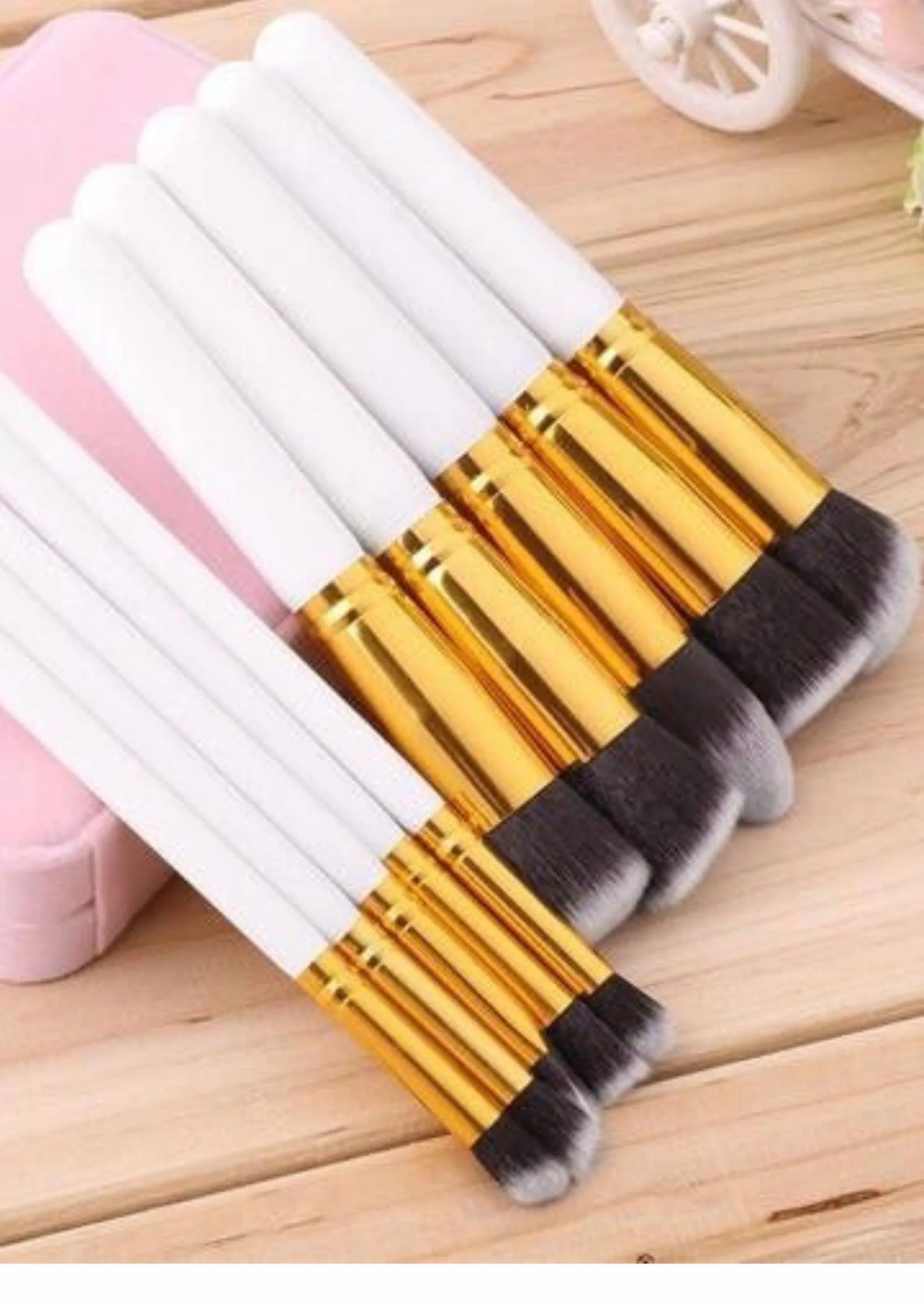 Kit 10 Pincéis de Maquiagem Kabuki Profissional